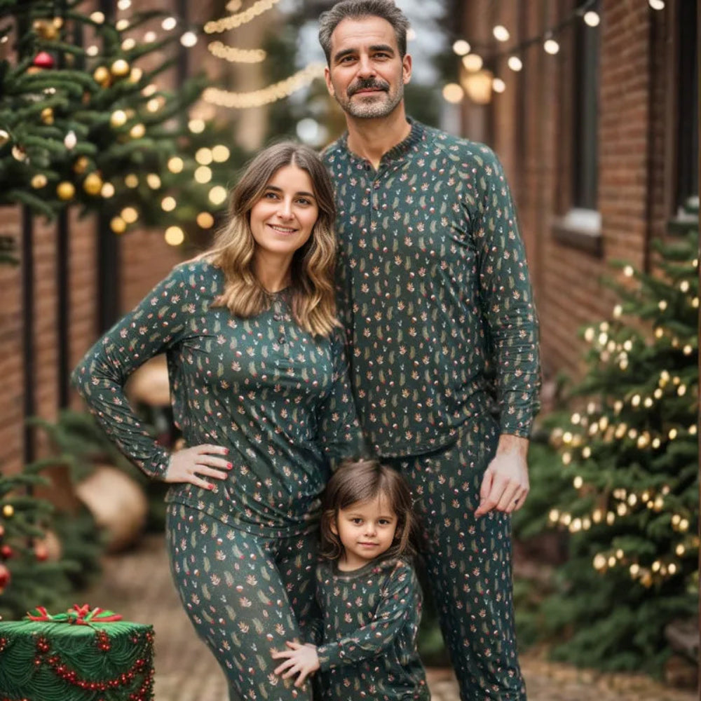 Green Christmas Tree Family Matching Pajamas(with Pet's dog clothes) - Xmaspajamas