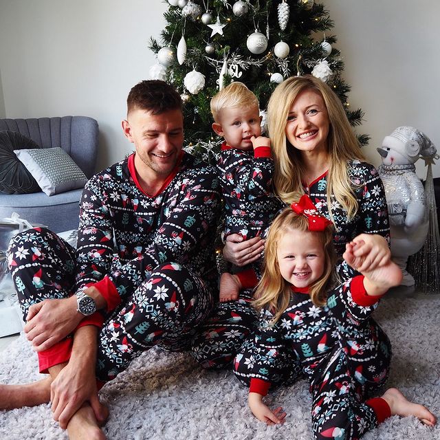 Cute Black Santa Print Family Matching Pajamas Sets - Xmaspajamas