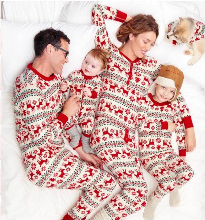 Classic Christmas Deer Print Family Matching Pajamas Set (with Pet's dog clothes) - Xmaspajamas