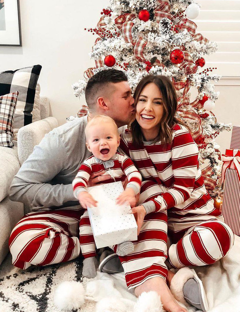 Red and White Striped Round Collar Matching Pajamas Set(with Pet Dog Clothes) - Xmaspajamas