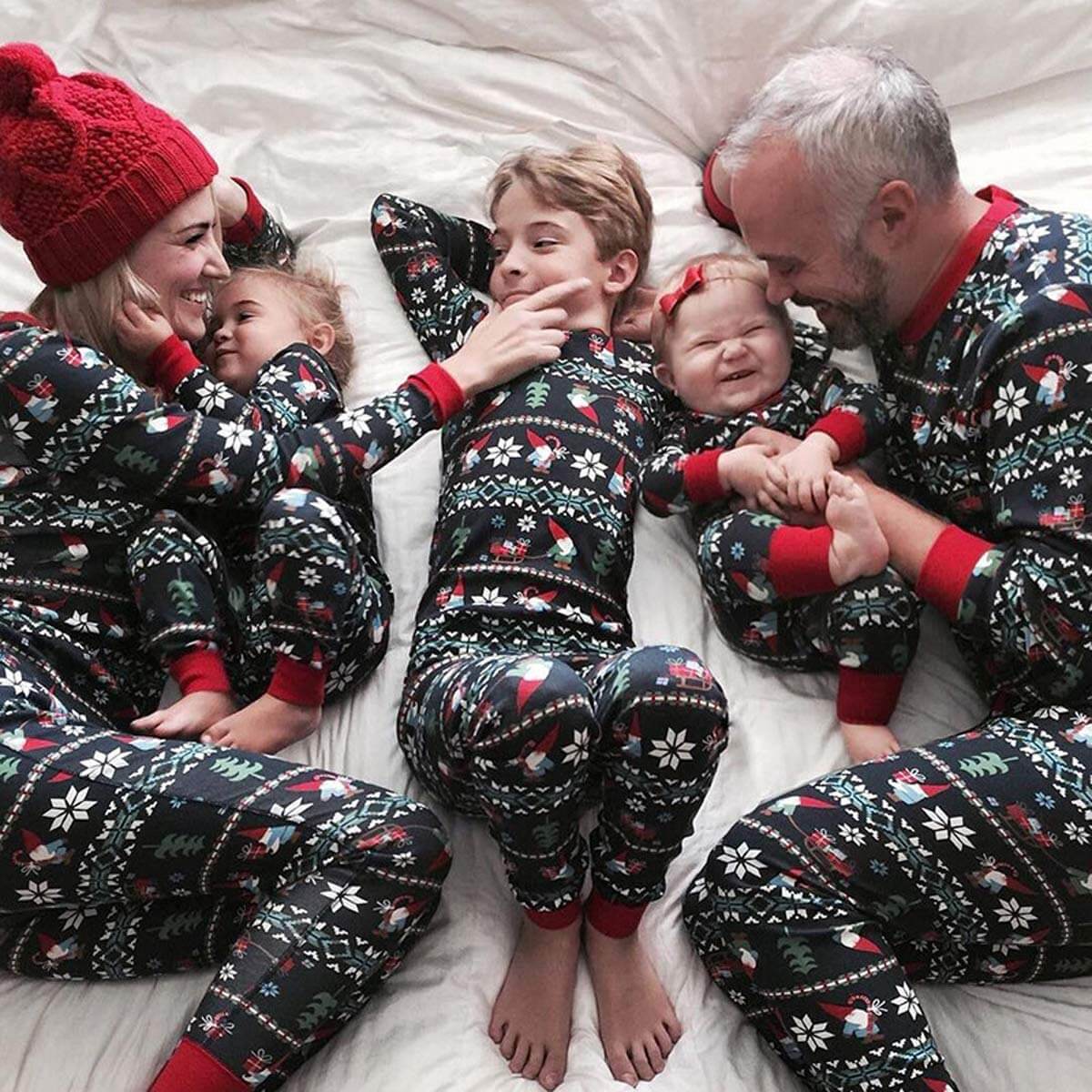 Cute Santa and Snowflake Print Family Matching Pajamas Sets - Xmaspajamas