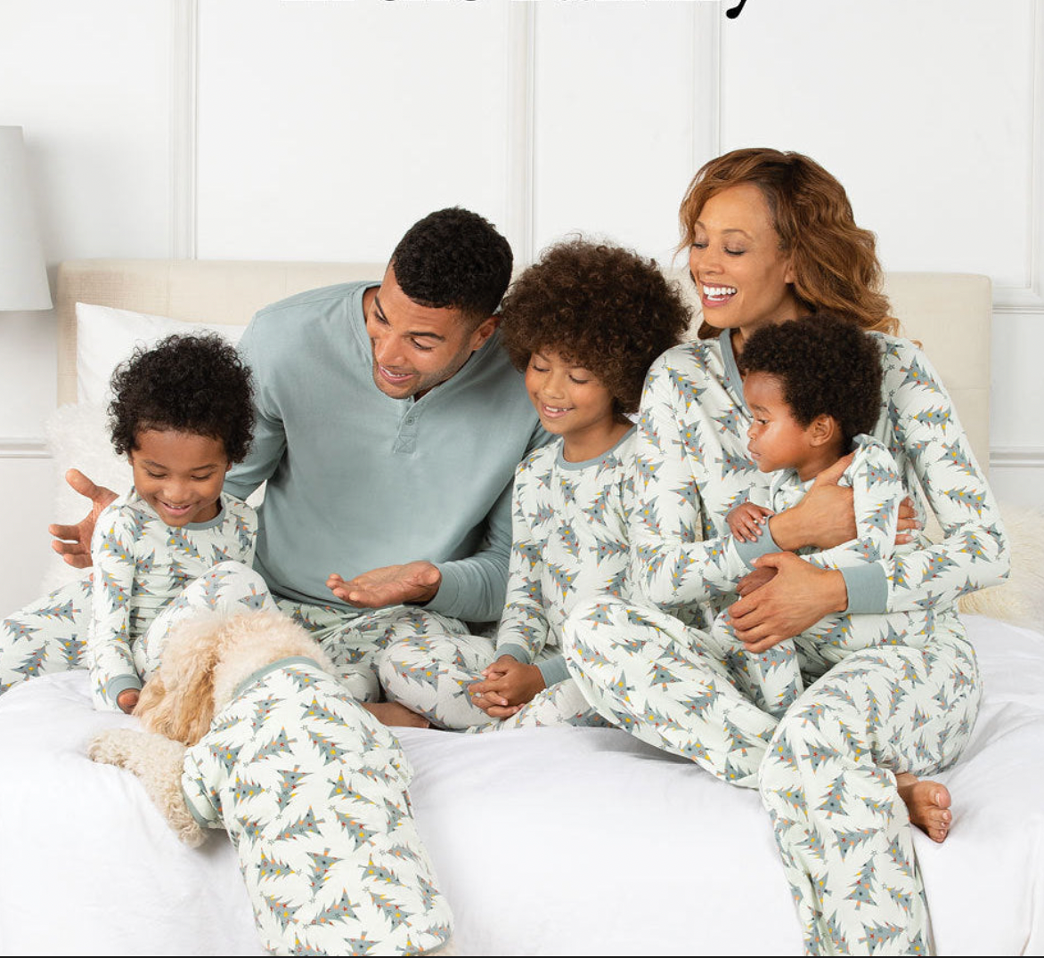 Holly Trees Family Matching Pajamas(with Pet's dog clothes) - Xmaspajamas