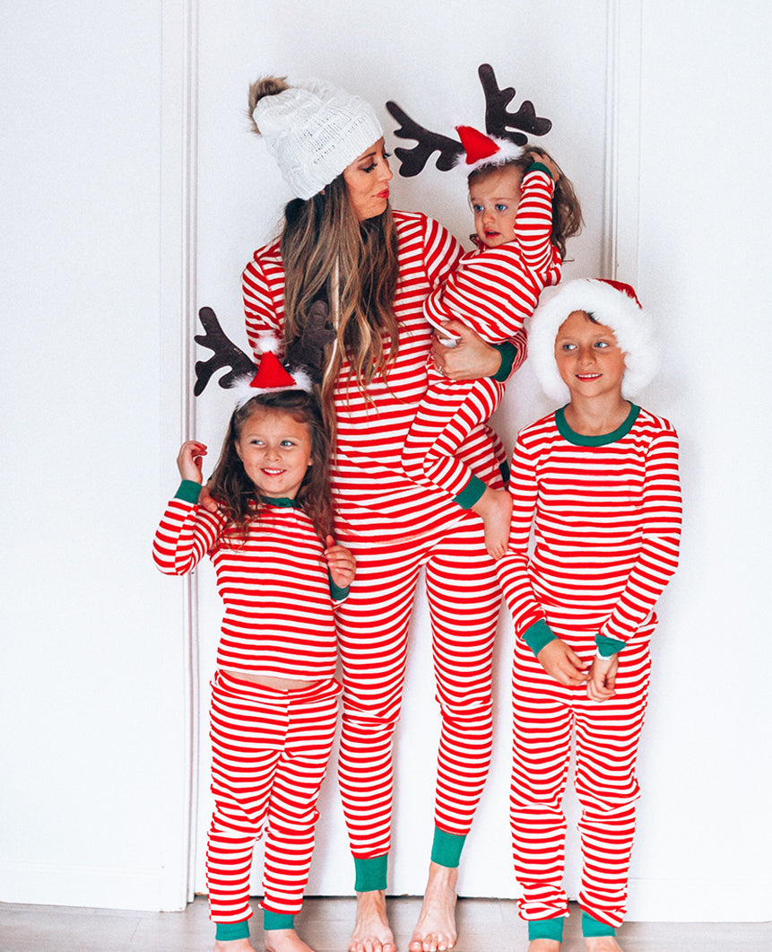 Red and White Striped Green  Collar Family Matching Pajamas Set(with Pet Dog Clothes) - Xmaspajamas